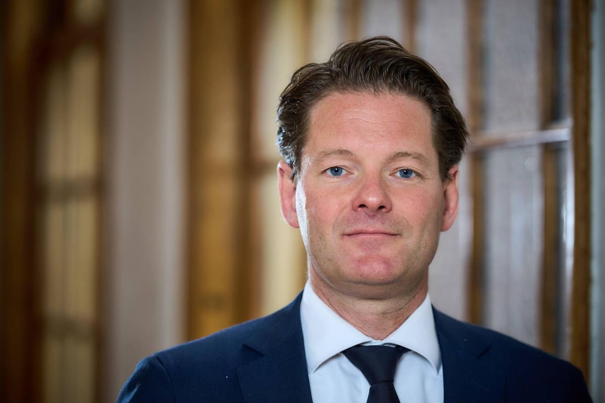 Dutch cabinet backs Defence's top civil servant Maarten Schurink amid row over Israel boycott