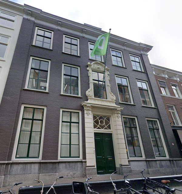 Explosion with fireworks bomb at D66 headquarters, the party of the Dutch prime minister