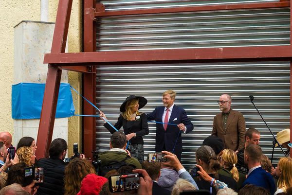Dutch King, Queen and cabinet avoided Russian delegation at Venice Biennale