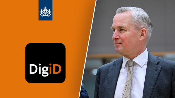 Minister for Kingdom Relations and Effective Government, Eric van der Burg (right) / photo: EUCO