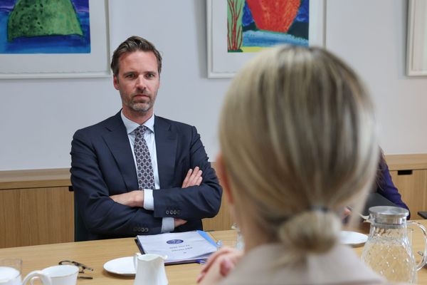 Dutch minority cabinet secures budget deal after last‑minute boost to development aid: more money to Ukraine, Syria and humanitarian aid
