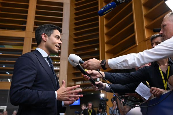 EU-China trade tensions: Dutch Prime Minister Jetten calls for stronger EU response to China — but with caution​‌