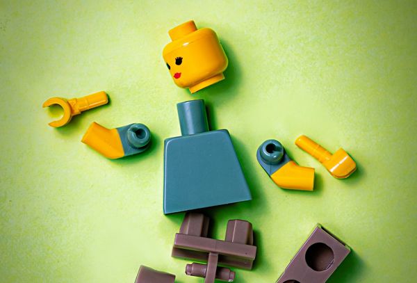 Can We Put a Movement Back Together? | by Esmée Streachailt