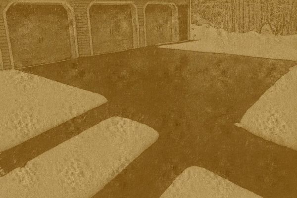 How to Keep Your Driveway Ice-Free All Winter (Eco-Friendly & DIY Tips)