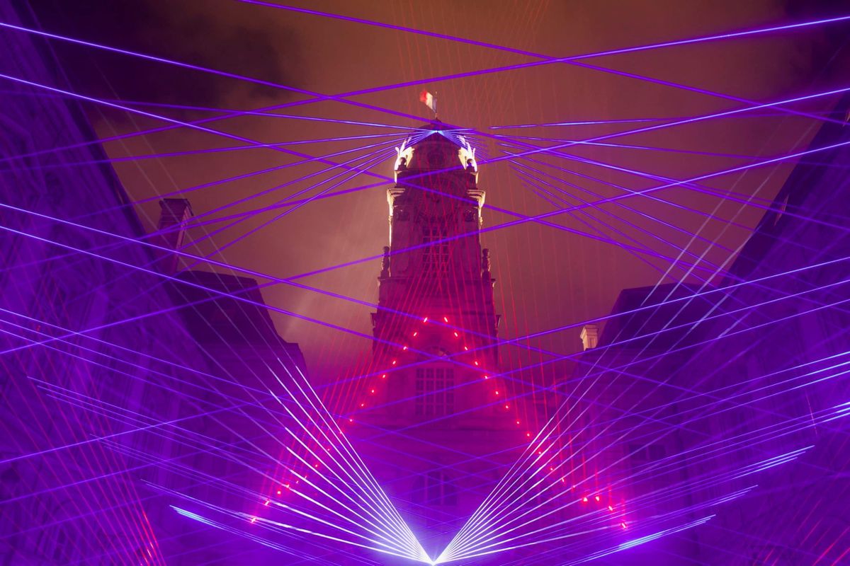 lazer teknolojisi-lazerlerle yapılan bir gösteri