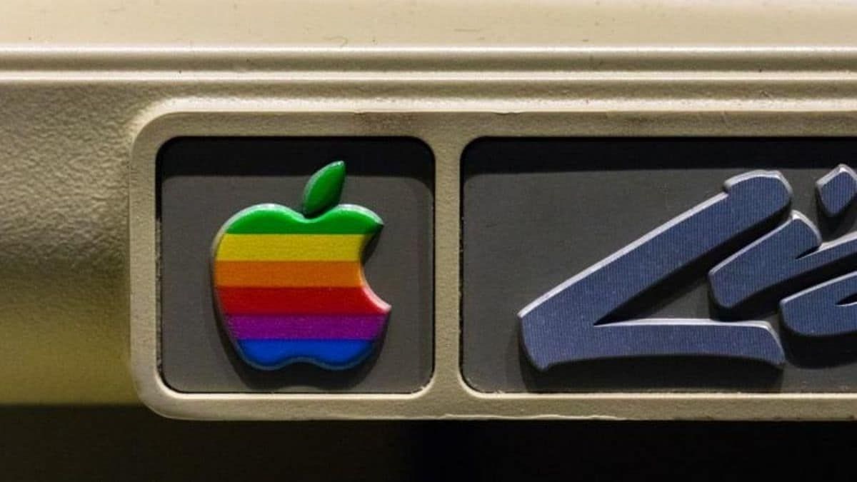 Teknoloji Devlerinin Logo Hikayeleri: Logolar Nasıl Yapıldı?