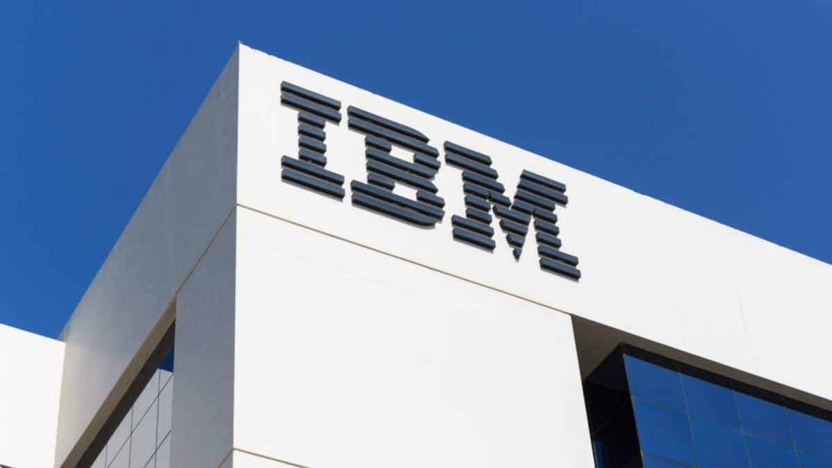 ibm-power10-islemcisini-tanitti