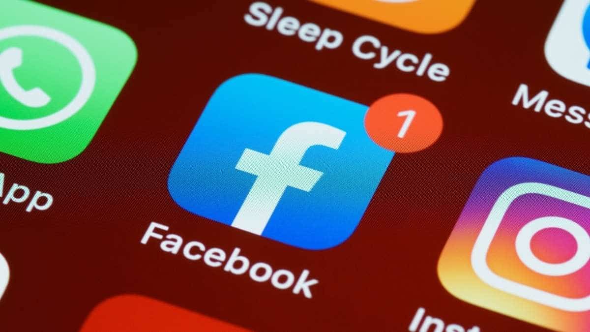 Facebooktan iOS 14 adımı