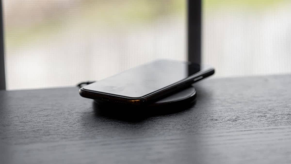 kablosuz şarj özelliği olan telefonlar