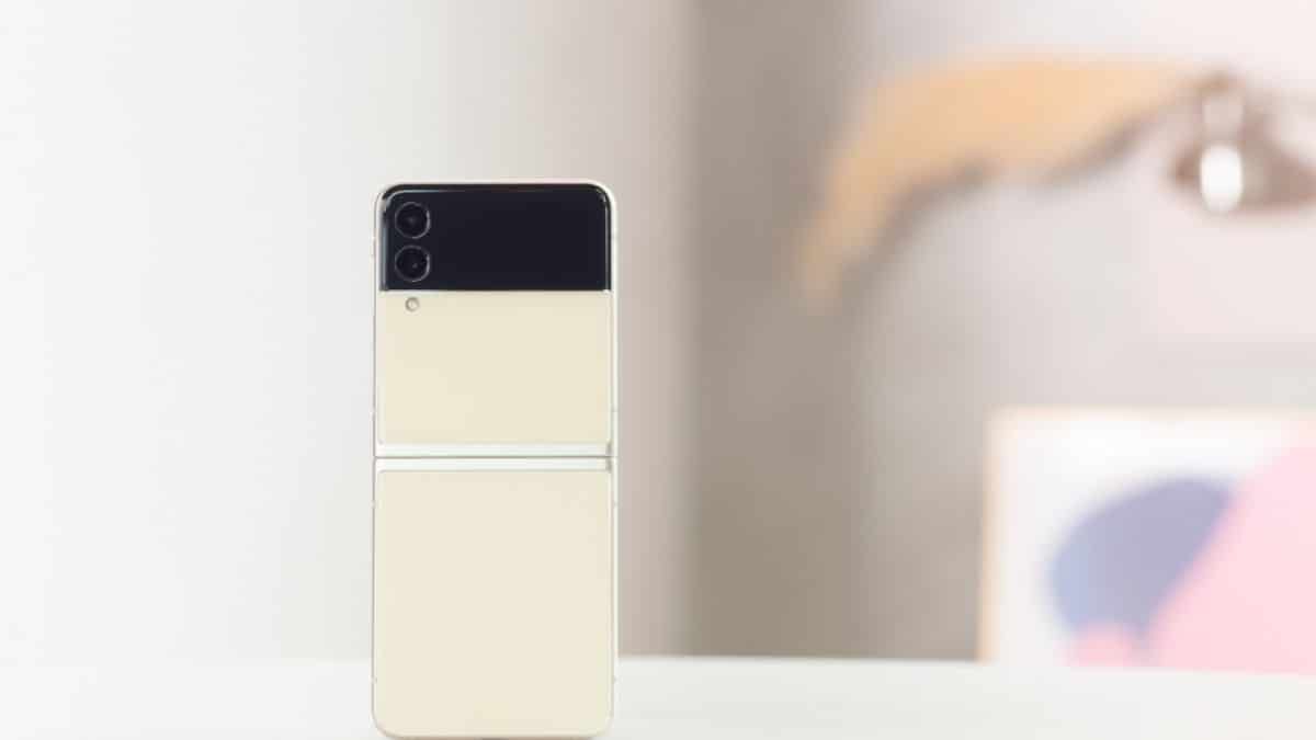 Galaxy Z Flip4 Özellikleri