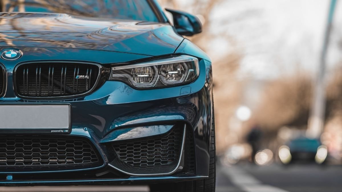 Samsung ve BMW, OLED Ekranlar için Ortak Çalışacaklar!