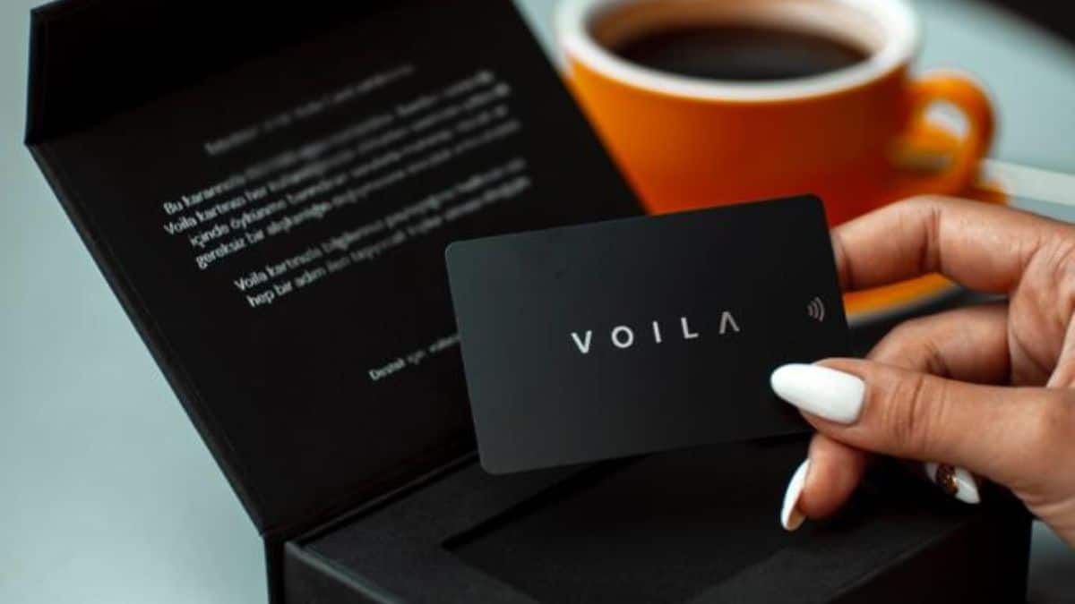 Voila Card