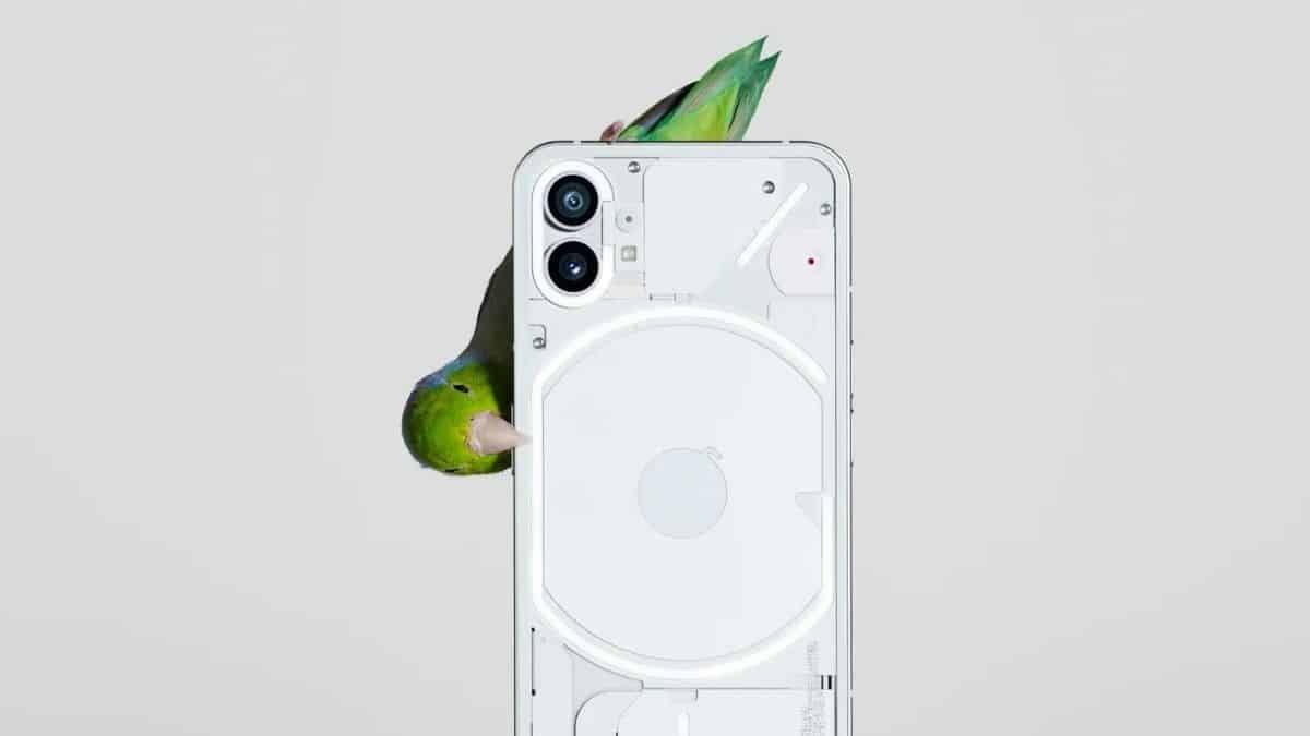 Nothing Phone 1 120Hz Ekranla Gelecek