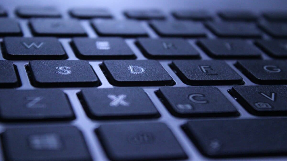 Laptop Klavye Çalışmıyor Sorunu Nasıl Çözülür