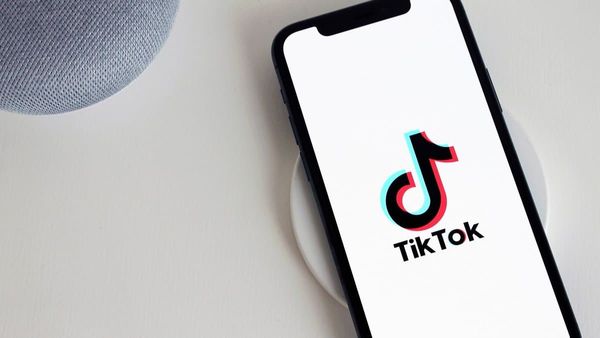 tiktok-yasagi-ertelendi