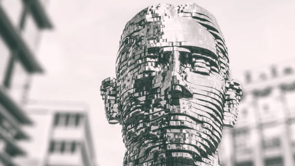 Yapay Zeka Cinsiyetçi mi Davranıyor?