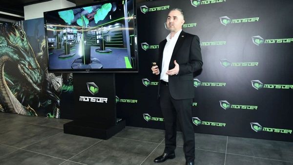 İlhan Yılmaz Kimdir