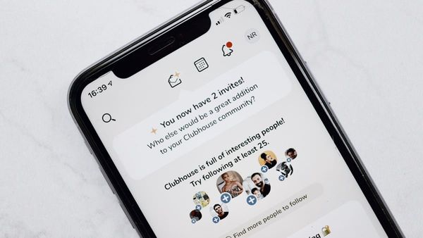 Clubhouse Davetiye Sistemi Son Buldu