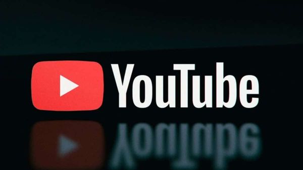 Youtube Emoji Özelliğini Test Ediyor