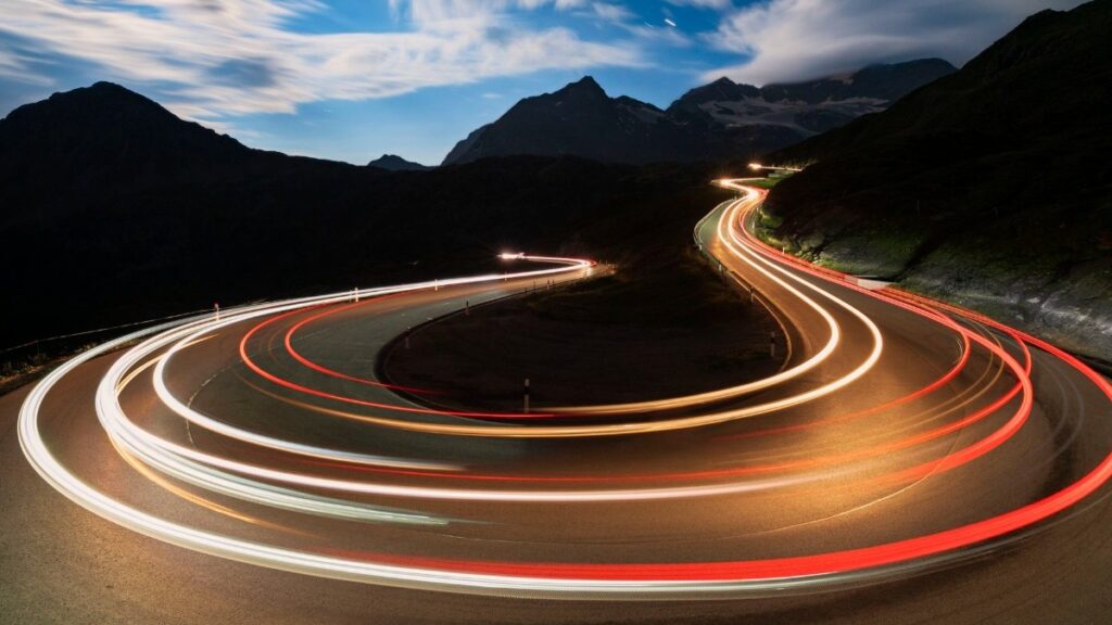 Işık Hızına Ulaşmak Mümkün mü?