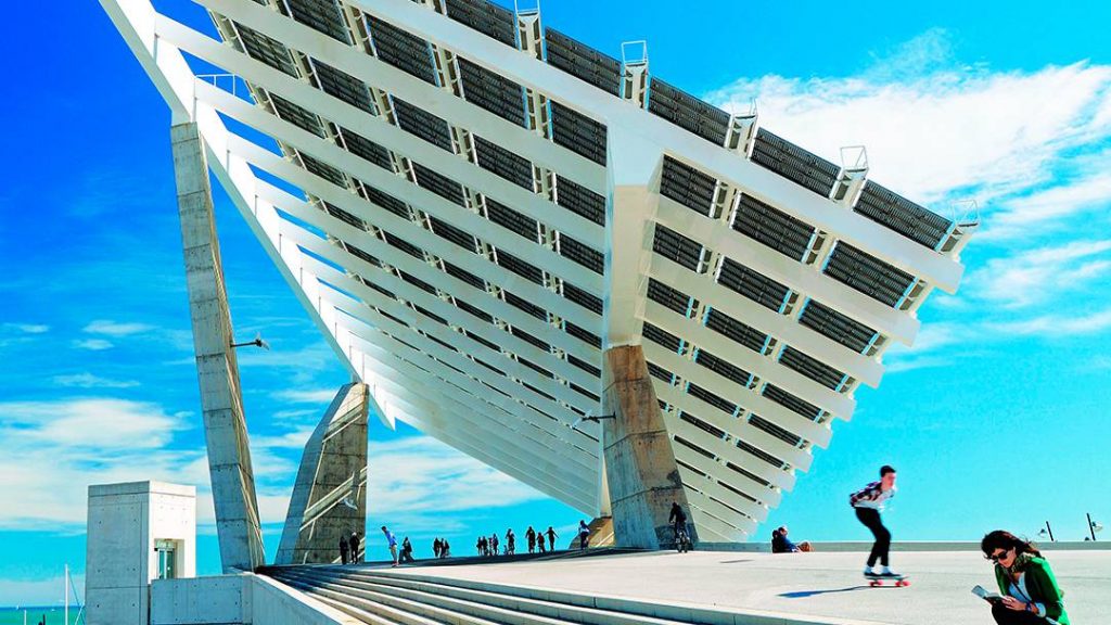 Parc Del Forum Güneş Panelleri güneş enerjisi çiftlikleri