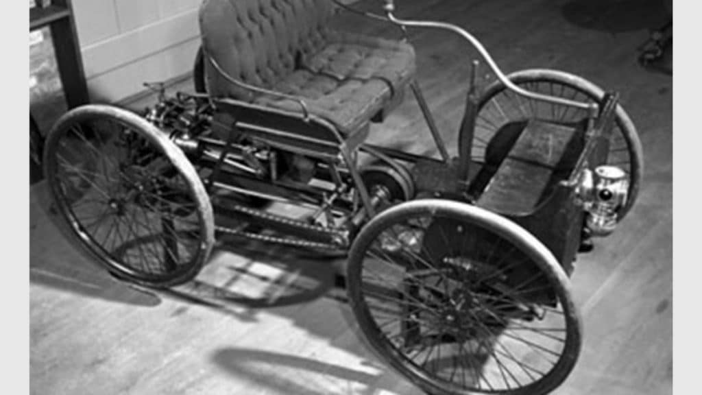 1896'da Tasarladığı İlk Otomobili