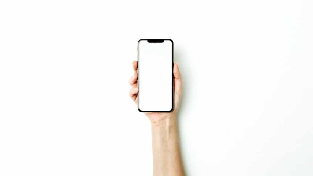 AMOLED Ekran Teknolojisi Nedir