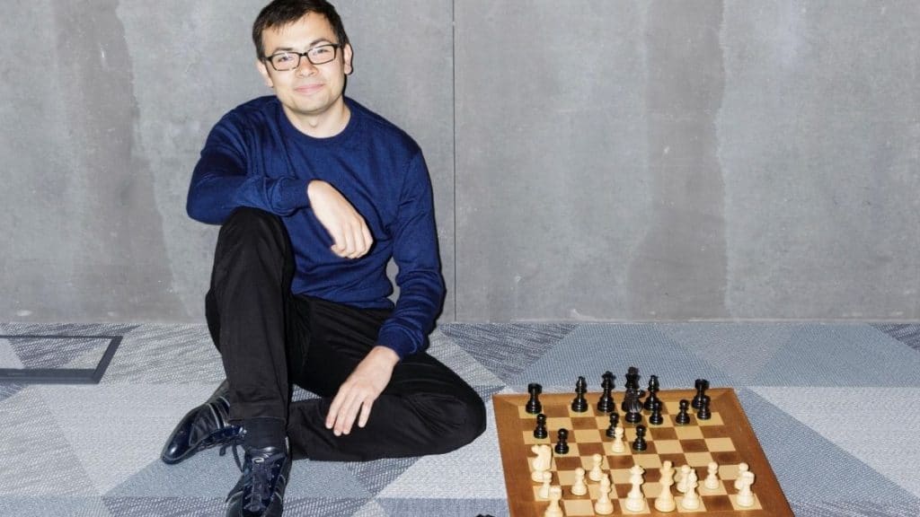 demis hassabis kimdir