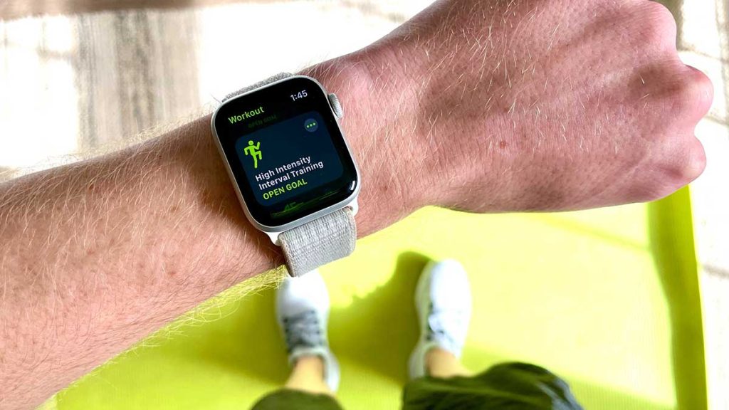 Akıllı Saatlerde Always On Display Kullanımı Nasıldır?