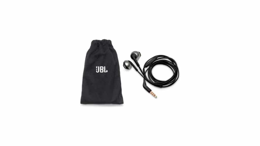 En iyi kablolu kulaklık modelleri - JBL T205