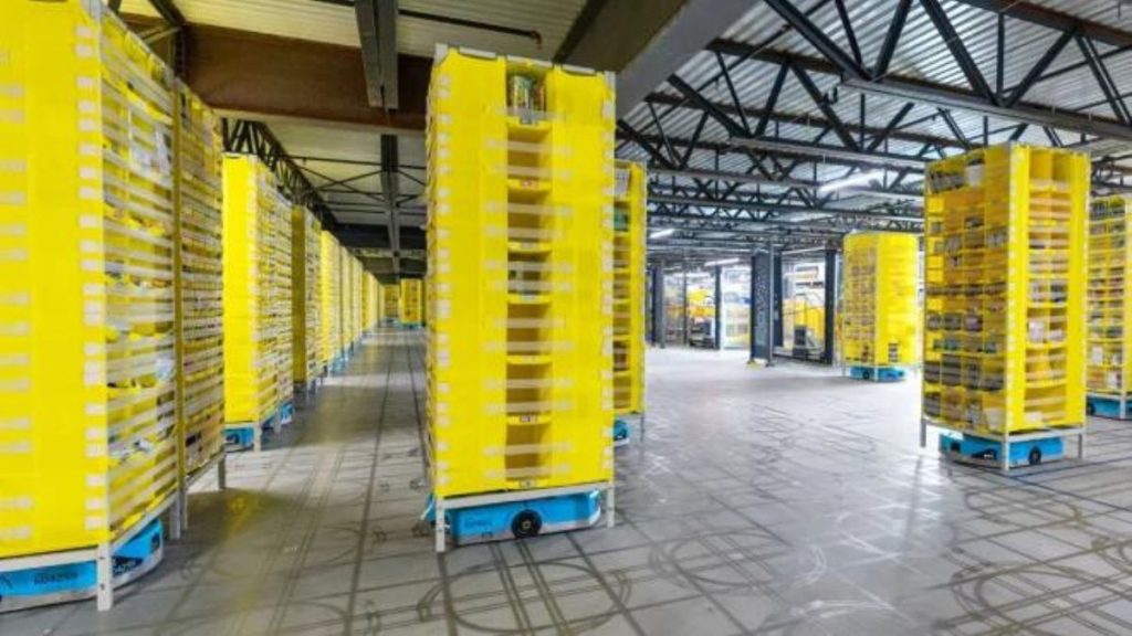 Amazon'un Mobil Robotu Güvenlik Endişesini Ortadan Kaldırıyor