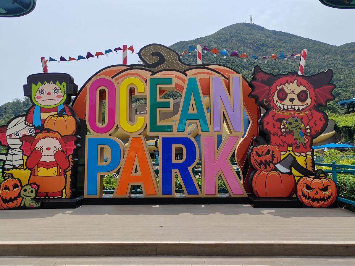 Ocean Park Hong Kong Halloween 2026: Complete Guide, Haunted Houses, Tickets & Tips