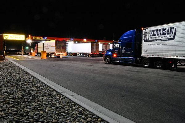 Trump’s Common-Sense Move on Trucking