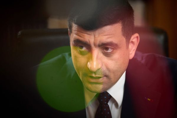 How the Establishment Is Domesticating Populism