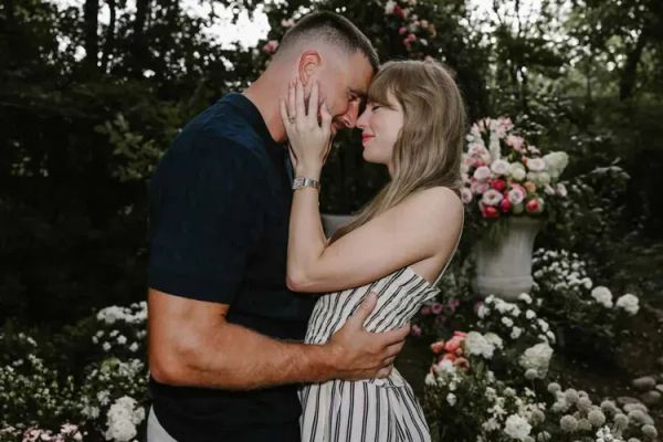 There Will Be No Taylor-Travis Marriage Boom