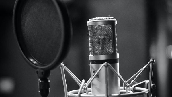 Importance of Having the Right Equipment for Online Music Teaching