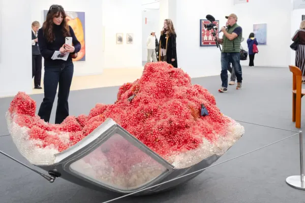 Nostalgia for the 90s and a Record Brueghel Sale: How Frieze London 2026 Unfolded