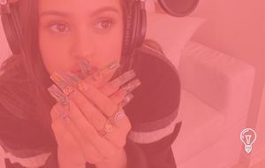 2LumiDecoNail: Microchip Nails