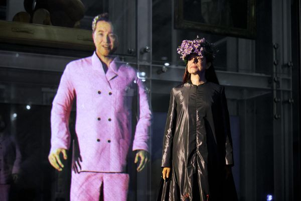 Falling in love with non-human agents