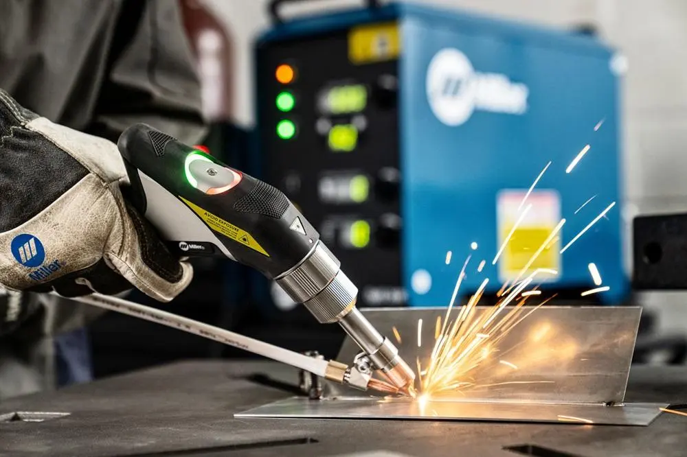 Hand-held laser welding