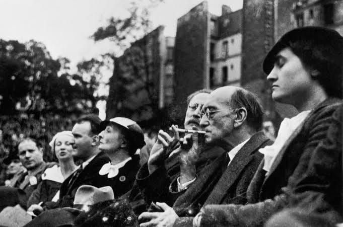 Der autoritäre Charakter: Macht, Unterwerfung und die Angst vor Freiheit