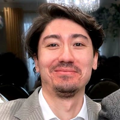 Who I'm and what value I bring to you?