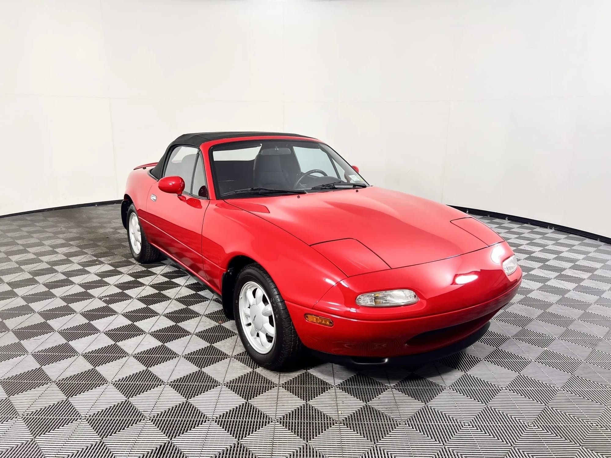 Best Miata Models for Collectors: A Long-Term Investment