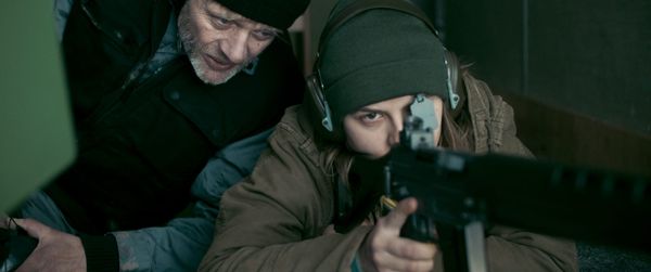 «TO SHOOT OR NOT TO SHOOT» – Schweizer Kurzfilm feiert Premiere in Hollywood
