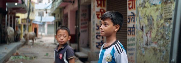 POOJA, SIR – Schnitt-Anpassungen des Trailers