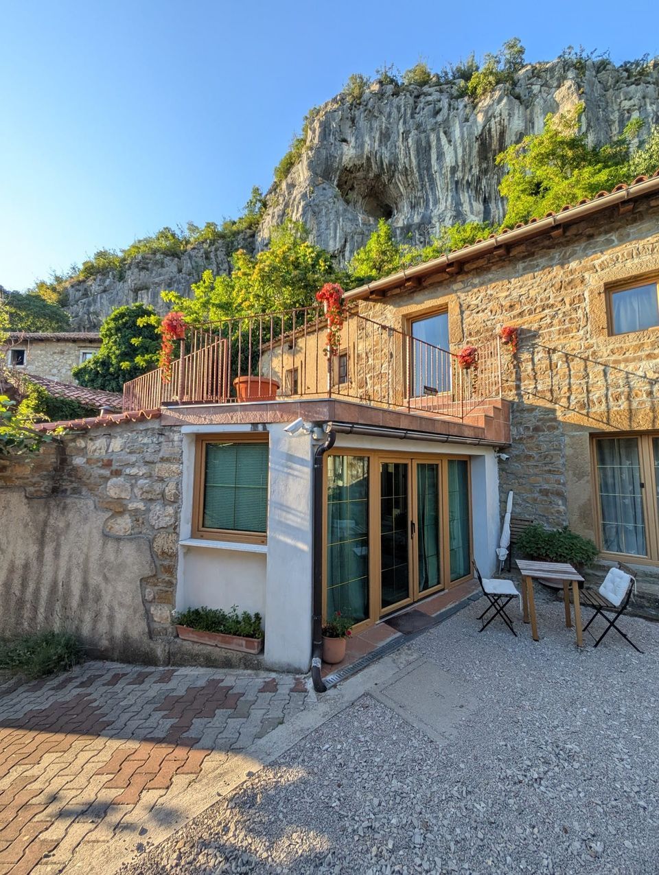 Two Gorgeous Days in Osp 🇸🇮