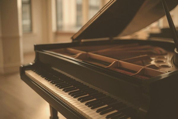 Piano Trio Brings Beethoven, Rachmaninov, and Mendelssohn to Scottsdale Road Steinway Showroom