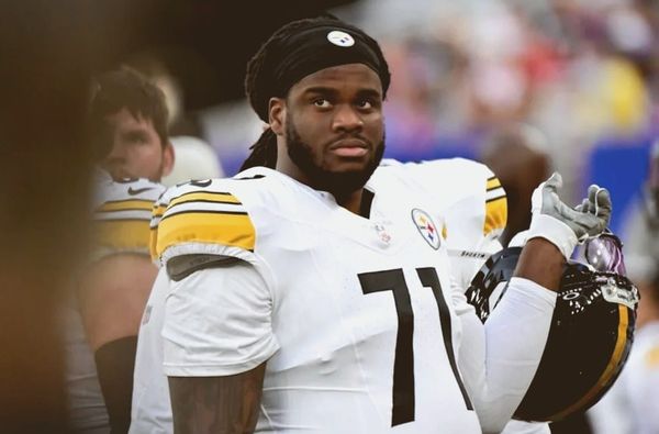 Steelers Rookie Max Iheanachor, Drafted from ASU, Loses $150,000 in Home Burglary. The Pittsburgh offensive tackle's home …