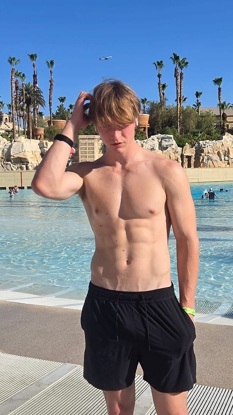 Wave pool photos in Las Vegas