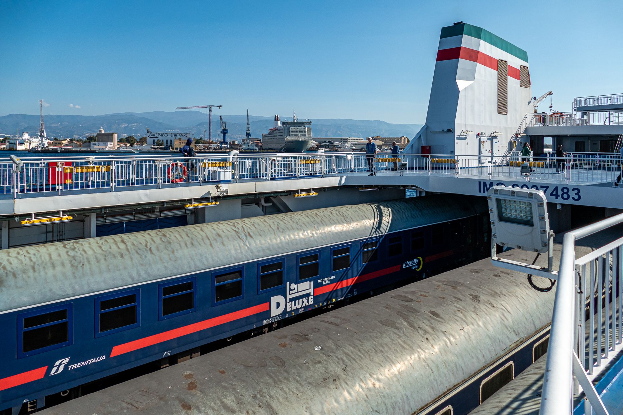 Schlaf- und Liegewagen an Bord der Fähre nach Sizilien